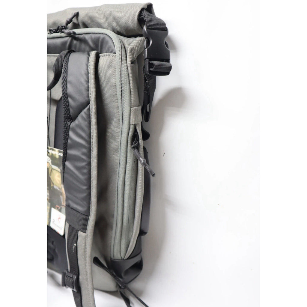 Roadwarez Street Warrior Bluetooth Enabled Cycling Backpack (Gray) - New