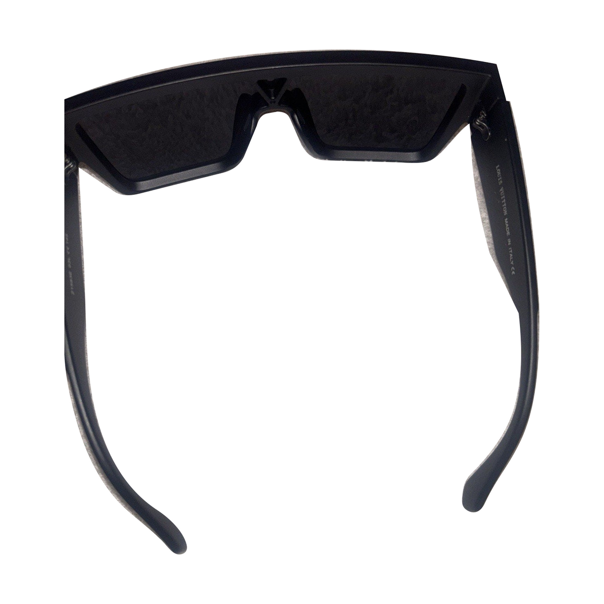 Louis Vuitton Waimea L Z1583E sunglasses, actual inventory interior and temple view on white